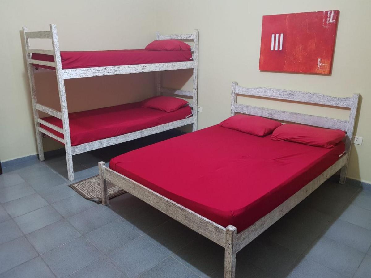 Villa Garden - Suites Маресіас Екстер'єр фото
